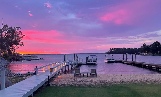 Lexington House | New Waterfront Lake Murray Home -Dock and Patio -1HR from Masters
