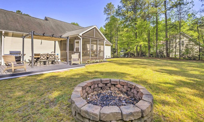 Willow Spring House | NEW! Willow Spring Home w/ Porch: 17 Mi to Raleigh