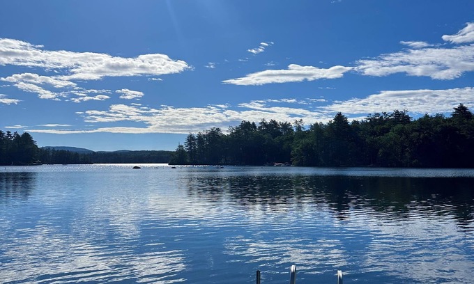 Lochmere House | NEW! WINNISQUAM LAKEFRONT ~ PRIVATE DOCK ~ FIRE PIT ~ SLEEPS 12