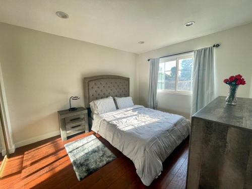 Granada Hills South House | Newcastle