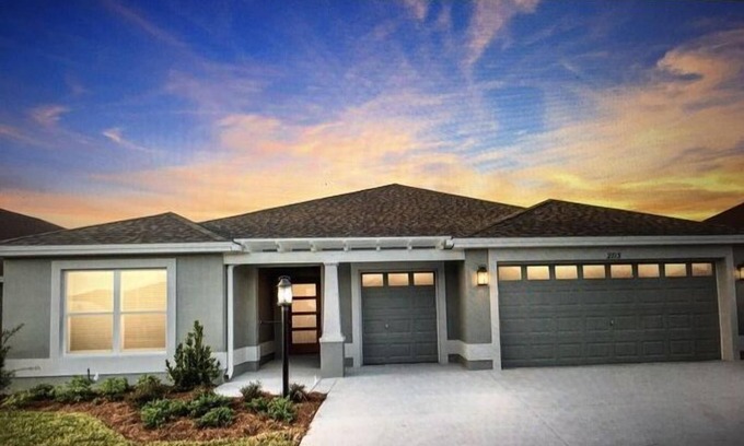 Wildwood House | Newer Golf Front Home on Lowlands Golf Course, Village of Marshbeen