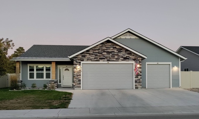 Twin Falls House | Newer home in northwest Twin Falls.