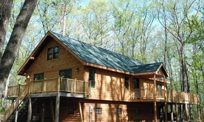 Chief Lake House | Newer Lake Cabin on Lac Courte Oreilles, Near Hayward, WI