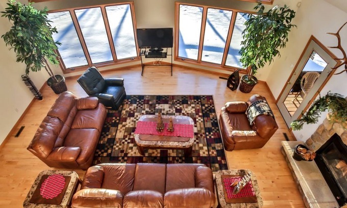 Manitowish Waters House | Newer pet friendly lake home with 4 bedrooms and 3 baths