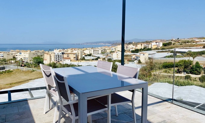 Torrox Apartment | Newly built, at the top with large terraces and sea views