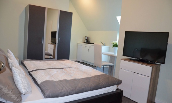 Krokau Apartment | Newly built holiday apartment in a modern country style. 10 min bike path to the beach