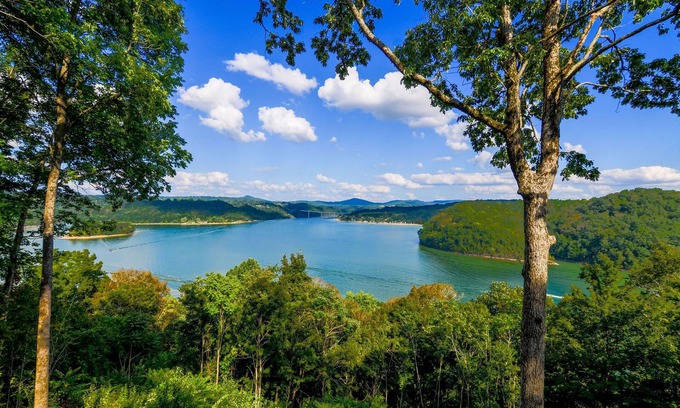 Byrdstown House | NEWLY BUILT LAKE HOME! This modern home has more to offer than just space!