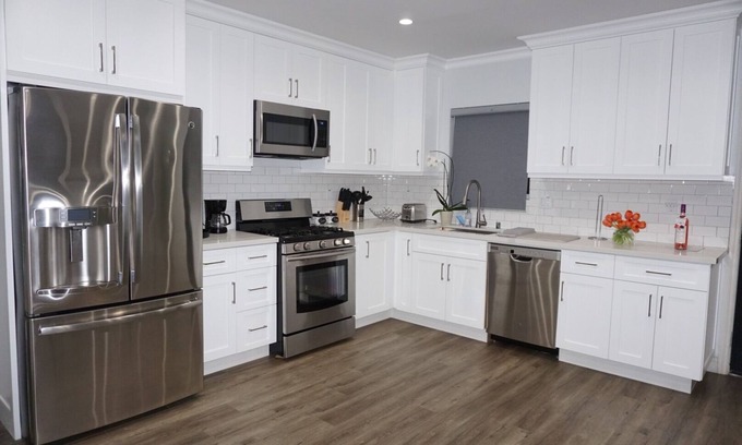 Reseda House | Newly Built Luxury House