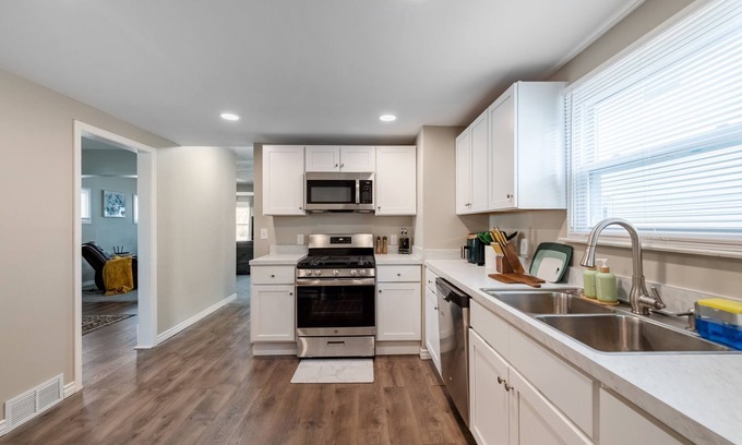 North Buffalo House | Newly Designed Retreat: Prime Spot, Amenities, 10 Parking Spaces, and Much More!