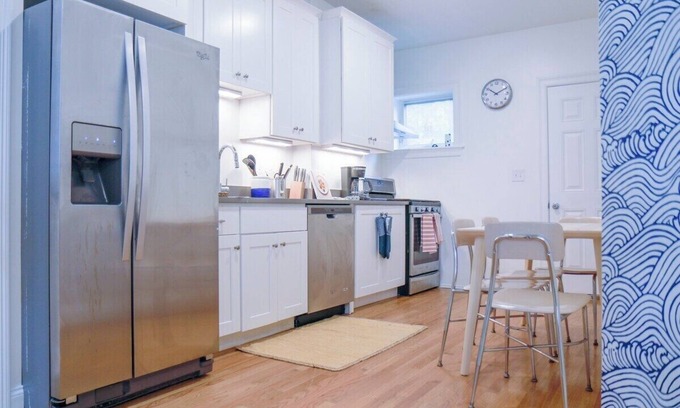 Roxbury Apartment | Newly Furnished Private Bedroom in Shared Apt
