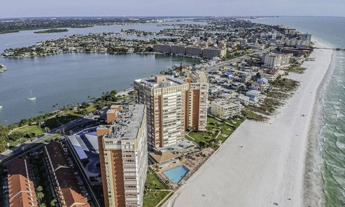 Redington Shores Condo | Newly Remodeled Redington Towers Dream Retreat