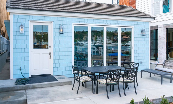 Newport Beach House | Newly Remodeled Balboa Island Bayfront