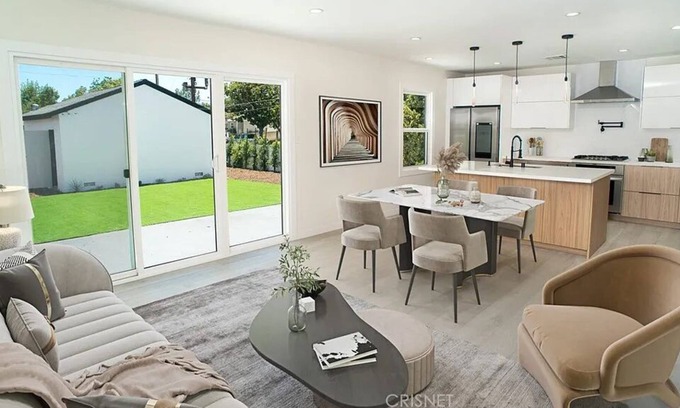 Lake Balboa House | Newly Remodeled Designer Home in Lake Balboa