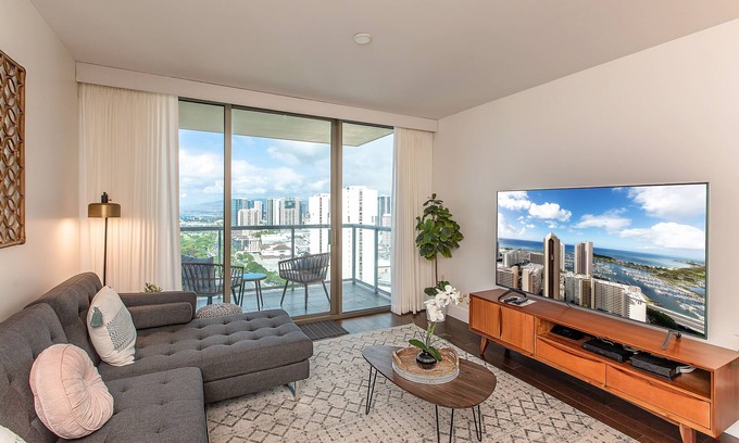 Waikiki Condo | Newly Remodeled Ocean View 2 BDRM Condo at the Watermark