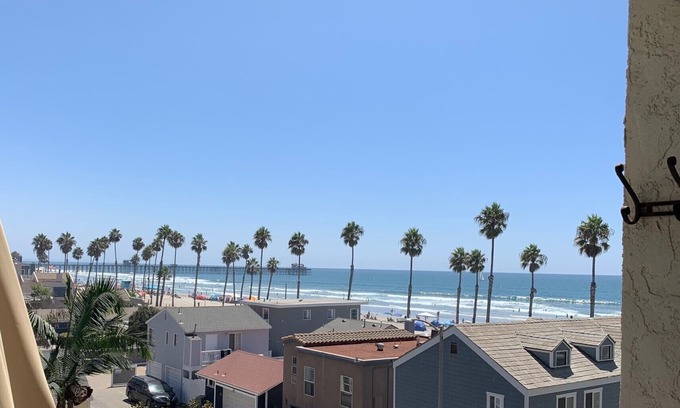Townsite Condo | Newly remodeled Oceanview/Beach condo, steps from the sand!