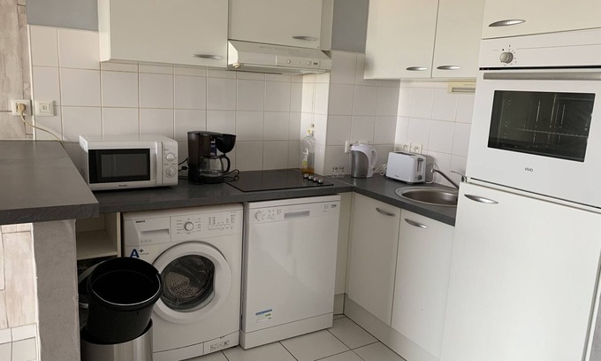 Fort-Mahon-Plage Apartment | Newly renovated 1BR apartment with parking in Fort-Mahon-Plage