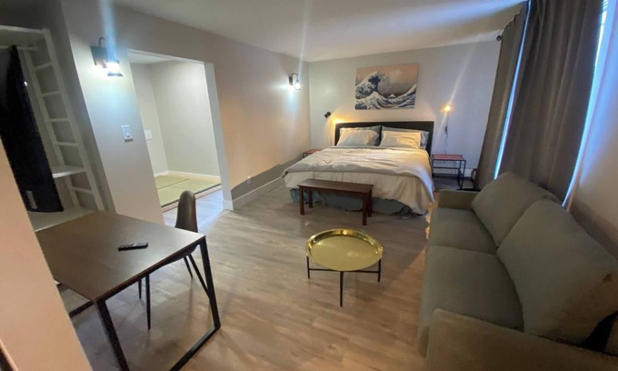 Southwest Edmonton House | Newly Renovated 1br1ba With Asian Style Tea Room