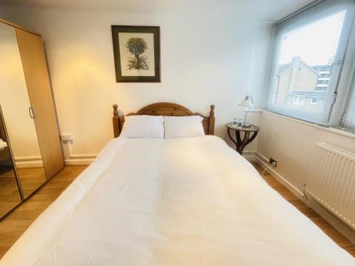 Islington Apartment | Newly Renovated 2BR Apartment in the heart of London