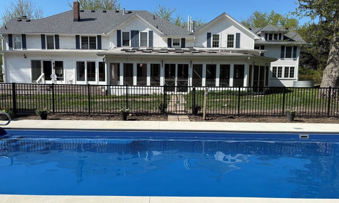 Sawyer House | Newly renovated, 7700 Sq. Ft, 8BR, 7BTH, Heated Pool, Hot Tub, Arcade Game Barn