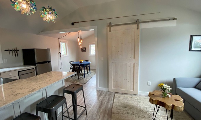 Edgartown Apartment | Newly Renovated Apartment in the heart of Edgartown on the Bike Path!