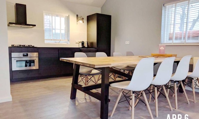 Hollum Apartment | Newly renovated apartments on large grounds