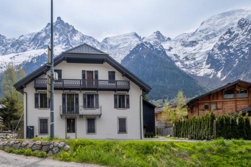 Les Bossons Apartment | Newly renovated apartment with Mont Blanc view