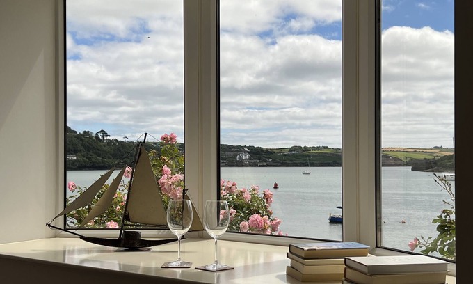 Kinsale Cottage | Newly Renovated Charming Cottage on the Scilly Walk