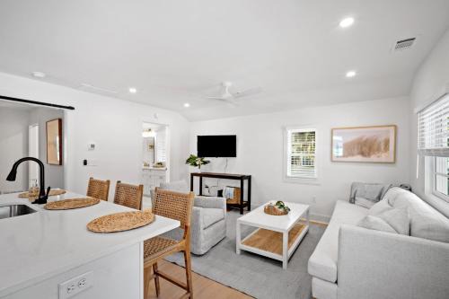 Northwest Quadrant House | Newly Renovated Coastal Cottage - Downtown Beaufort