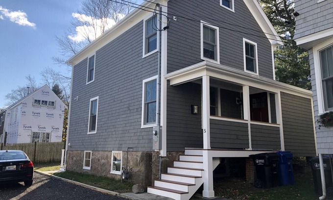 Fifth Ward House | Newly renovated home. Minutes walk to Newport harbor!