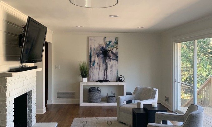 Summerville House | Newly renovated home near the Augusta National!
