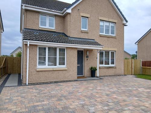 Elgin House | Newly renovated house Elgin