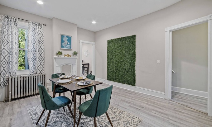 Trenton House | Newly Renovated House in Trenton near Sesame Place, Six Flags & High Speed Wifi