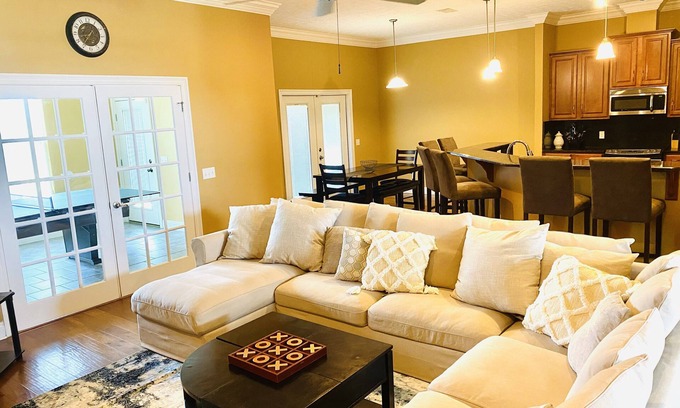 Panama City House | Newly renovated modern, spacious & quiet location
