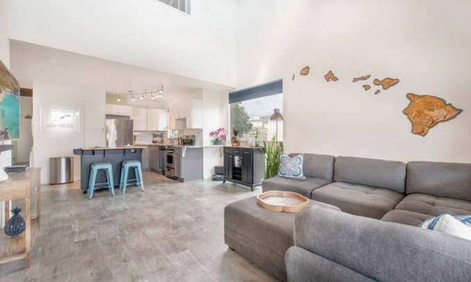 Historic Kailua Village Condo | Newly renovated, ocean view, steps from downtown