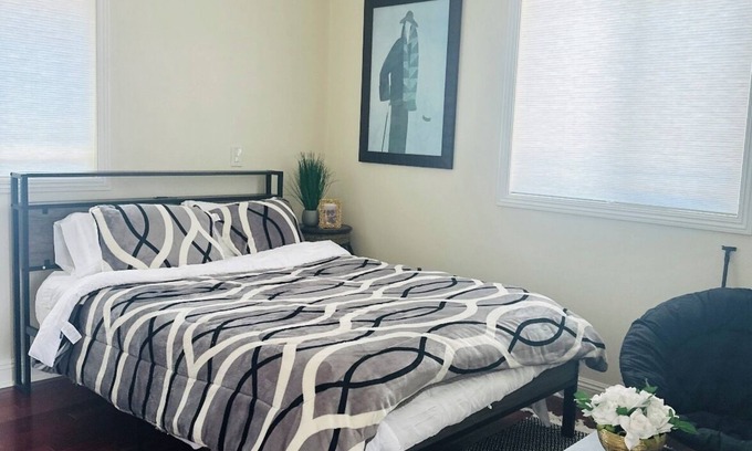 Park Mesa Heights Apartment | Newly Renovated Studio Unit for Mid-Term Rental in the Heart of Los Angeles