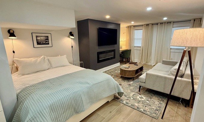 Petworth Apartment | Newly renovated studio with private entrance in Petworth, DC