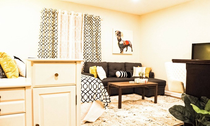Taylors Apartment | Newly Renovated Studio, a home away from home, Greenville/Greer, safe quiet nbhd
