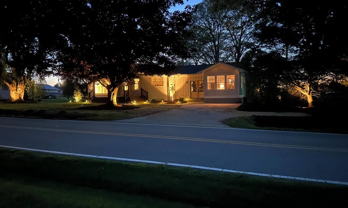 East Flat Rock House | Newly Renovated home just minutes from Downtown Hendersonville.