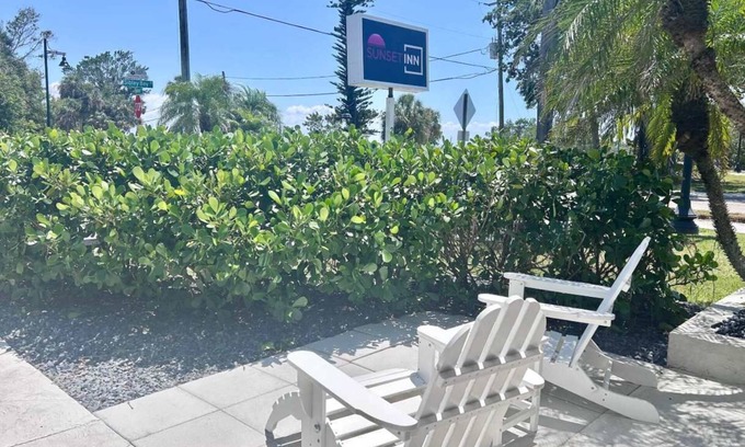 Charlotte Harbor Apartment | Newly Renovated Charlotte Harbor - Sunset Inn #7