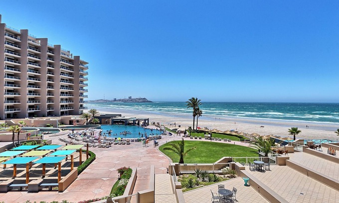 Puerto Penasco Condo | Newly Updated Las Palomas 2BR/2Bath w/bonus area- Ocean Front Cristal - Phase 1