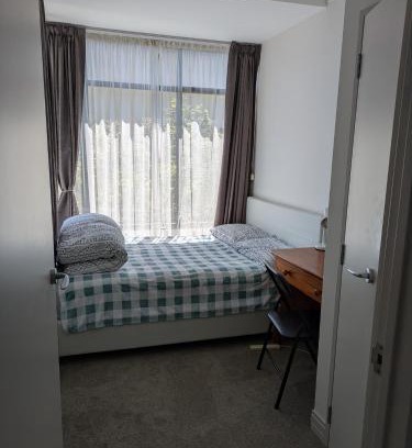 Auckland House | Newmarket Homestay - Double Room