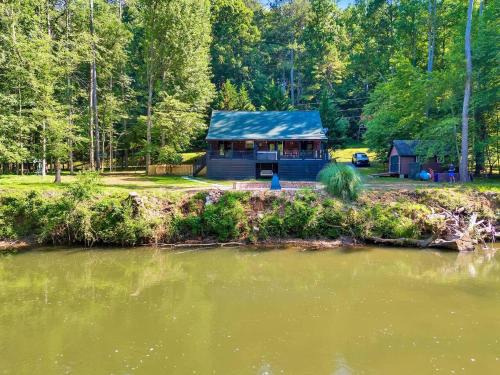 Ellijay House | Newport River Retreat