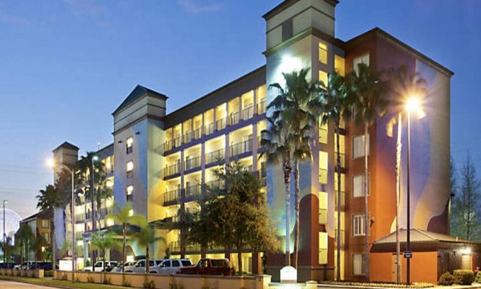 Florida Center Resort | NewYears wk Orlando Sunshine Resort 2bdrm2bth sleeps 8 Villa 12/28/25 - 1/3/26