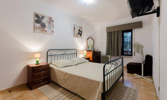 Costa de Caparica House | Next to Lisbon 100m from Beaches & Surf