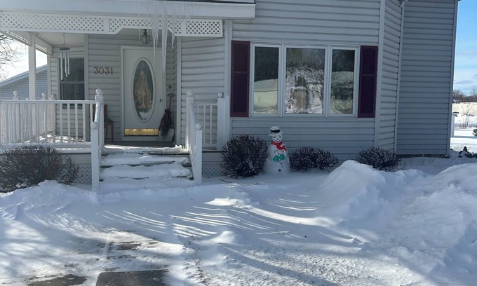 Pound House | NFL Draft Charming 4 bedroom House small town appeal Pound 35 min. from Stadium