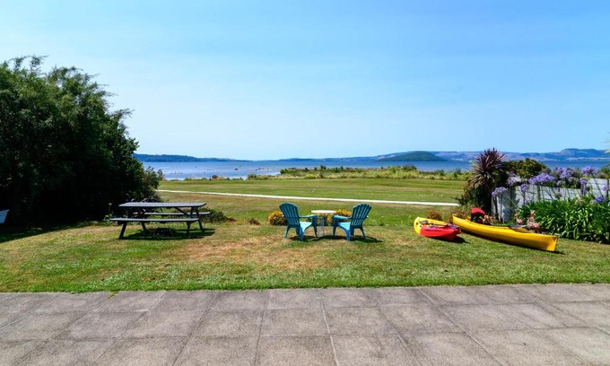 Ngongotaha Bed & Breakfast | Ngongotaha Lakeside Lodge
