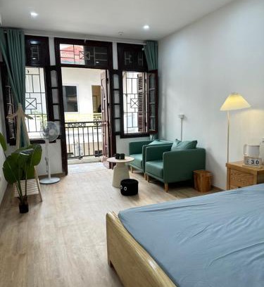 Hai Ba Trung House | Nhà Happy