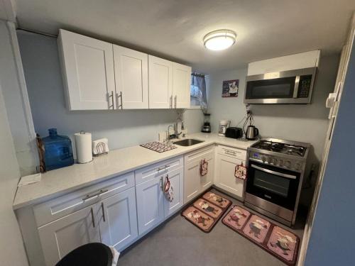 North Bergen Apartment | Nice 3 bedrooms apt 4 lovely group family 25 mins 2 NY City