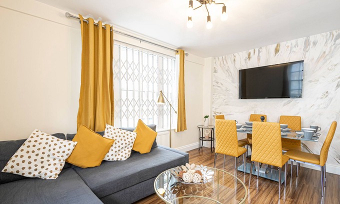 City of Westminster Apartment | Nice 3 Bedrooms flat near Hyde Park & Oxford St