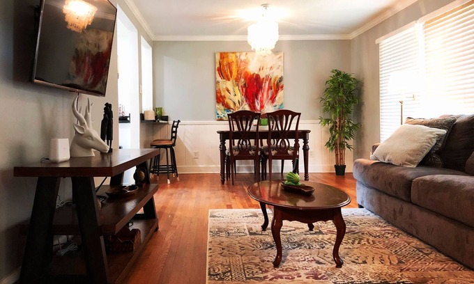 North Decatur House | Nice 3bd room Decatur GEM - Near Emory and Downtown